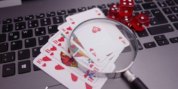Comparing iGaming Licenses: Curaçao vs. Malta vs. Kahnawake